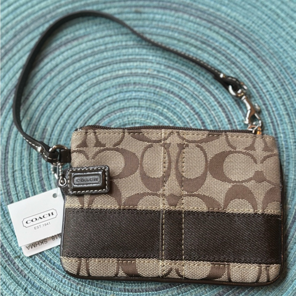 NEW WITH TAGS Coach Monogram Wristlet - Khaki/Mahogany color